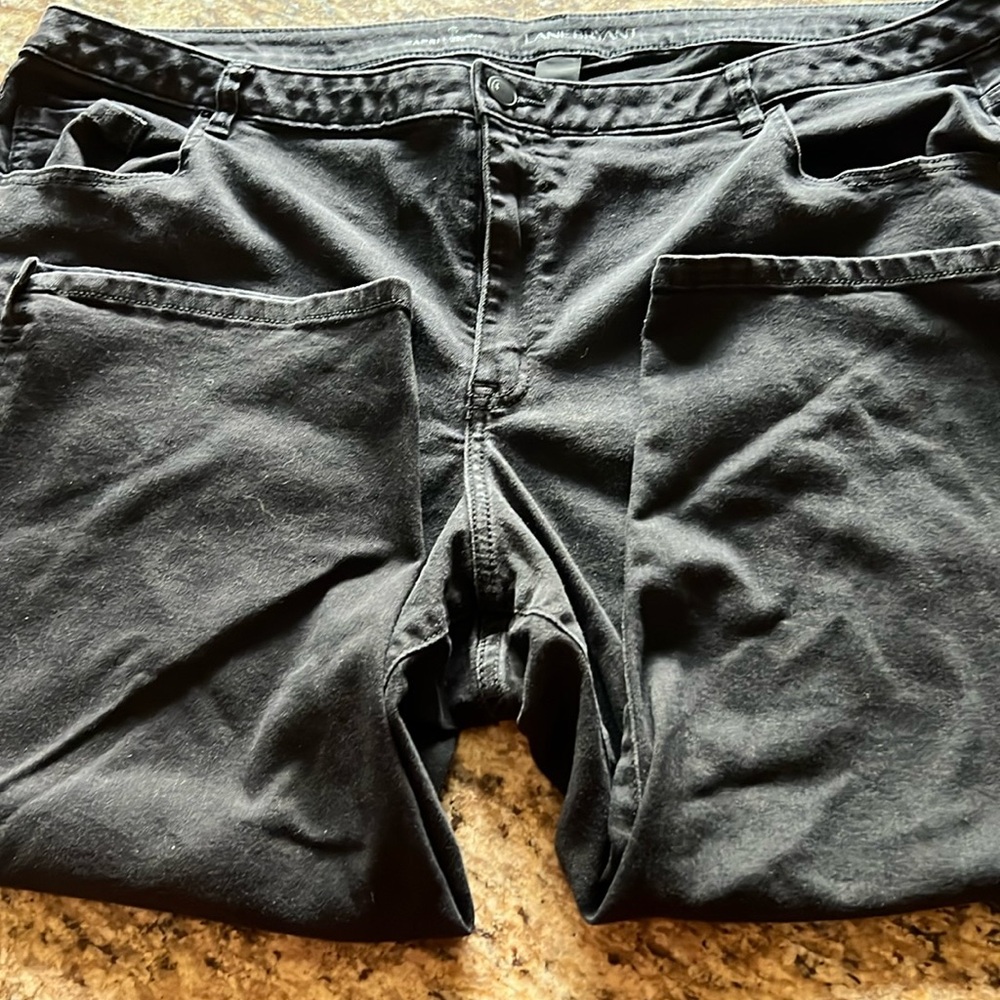 Black denim capris